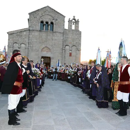 Centro Affitto Όλμπια